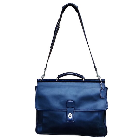 Blessing Bag Giftaway Coach 2003 Beekman Messanger Bag & MCM Envelope Clutch - Picture 2 of 15